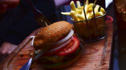 Aprenda recetas de hamburguesas vegetarianas para sorprender a sus clientes
