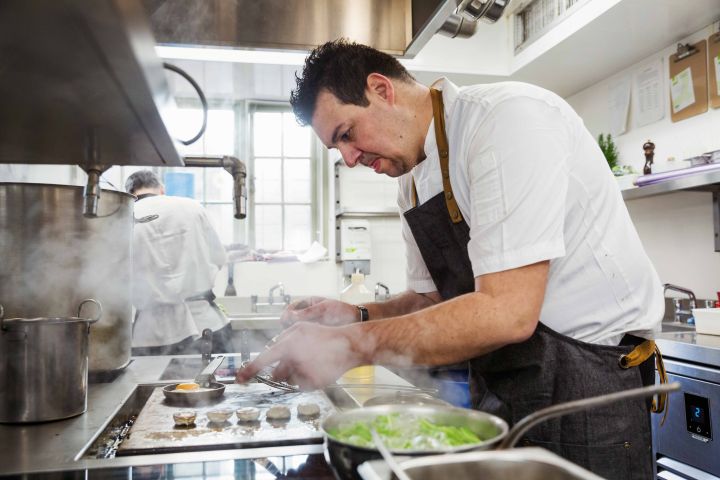 chef cocinando